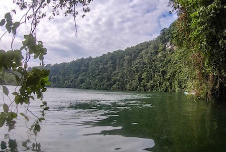 Touring the Rio Dulce Guatemala • TastyItinerary.com