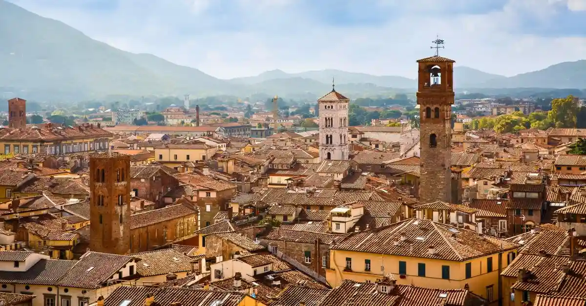 A Wonderful Easy Day Trip to Lucca, Italy