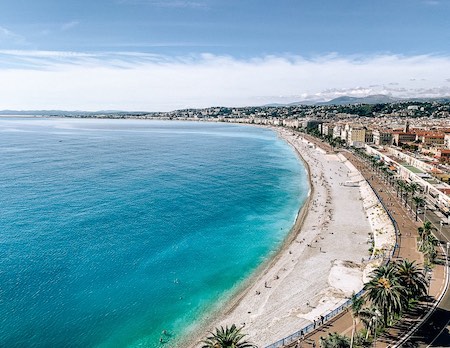 Full view of the beach and ocean from the panoramic deck at Castle Hill Park