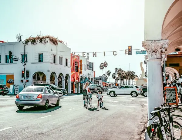 venice beach sign