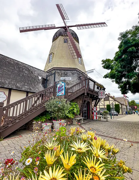 solvang windmill on alisal road