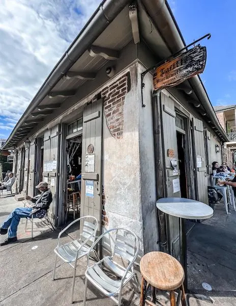 lafittes blacksmith shop bar in new orleans