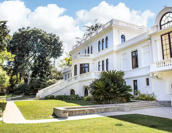 outside the fenye mansion at the pasadena museum of history