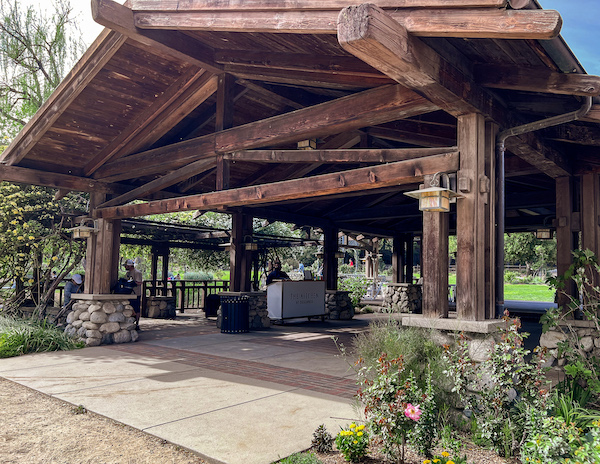 bartender set up under pavilion