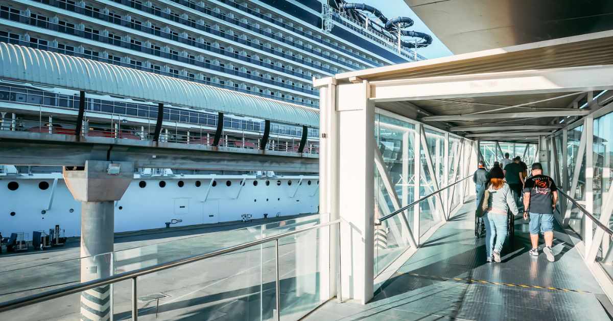 32+ Expert Tips to Navigate Cruise Embarkation Day Like a Pro