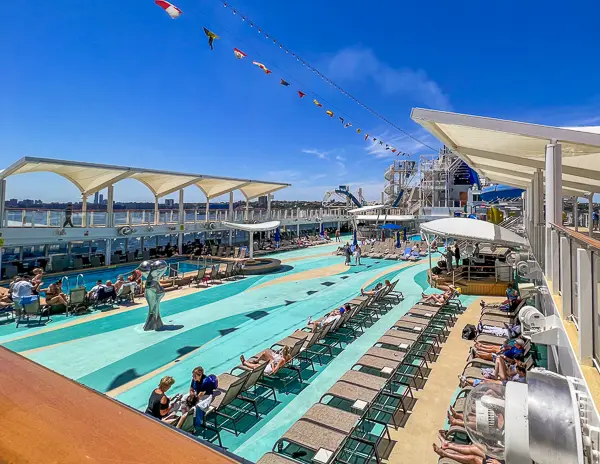 pool deck on norwegian joy 