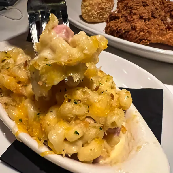 mac n cheese at smitty's grill