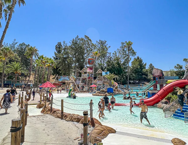 splash island raging waters