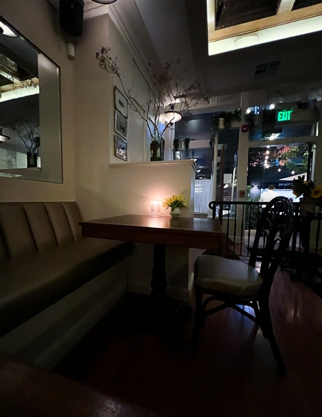 intimate romantic candlelit setting at perle in pasadena