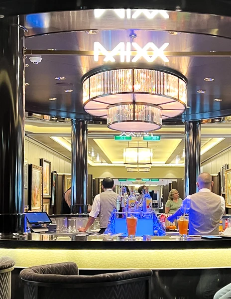 mixx bar on norwegian joy