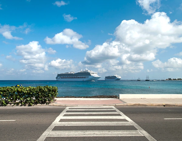 cruise ships docked in grand cayman