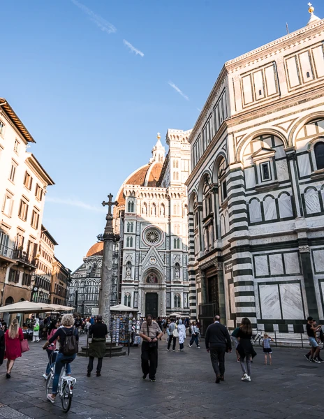 piazza del duomo florence italy