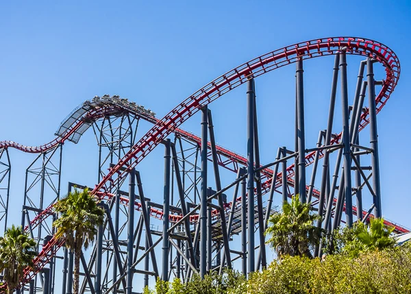 six flags magic mountain rollercoaster